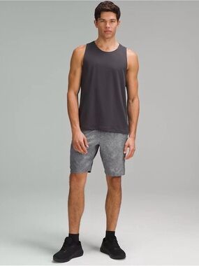 LULULEMON Men’s T.H.E. Linerless Shorts 5”